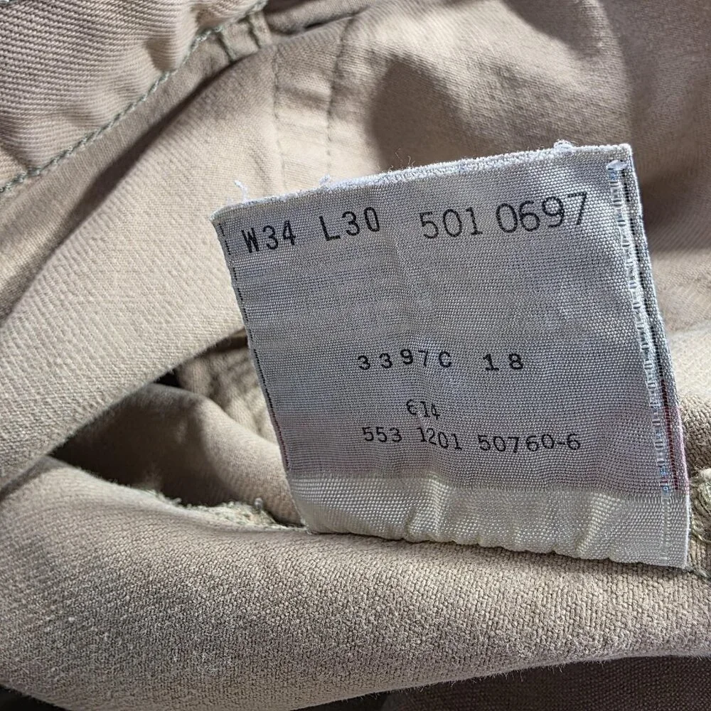Vintage Levis 501 Jeans Mens 34x30 Khaki Button Fly Straight Made USA 501-0697